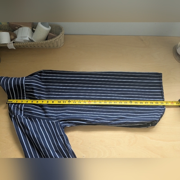 TOMMY HILFIGER Men Casual Buttons Down Shirt Men Long Sleeves Size L 100% Cotton - Picture 10 of 10